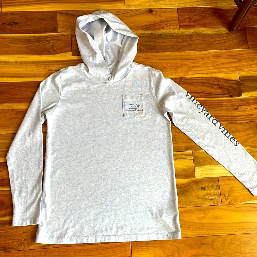 Vinyard Vines long sleeve hooded shirt